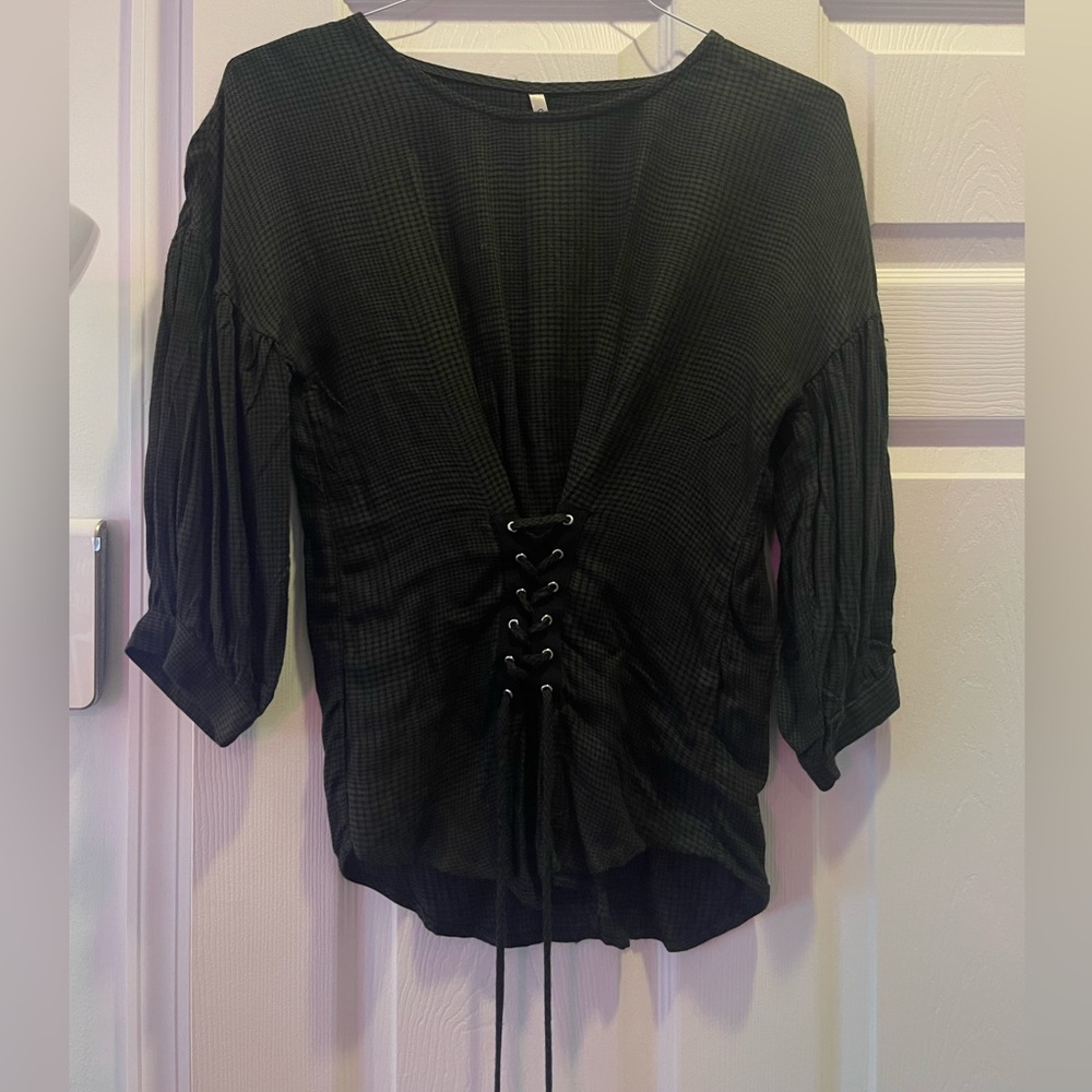 Color Thread Shirt